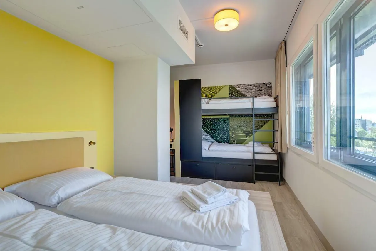 Meininger Hotel Muenchen Olympiapark