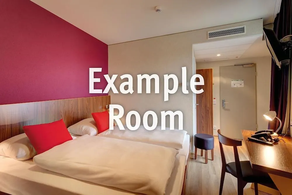Meininger Hotel Muenchen Olympiapark גרמניה