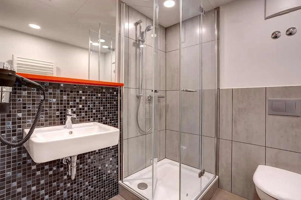 Meininger Hotel Muenchen Olympiapark גרמניה
