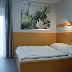 alfred-panzio.inbudapesthotels.com/