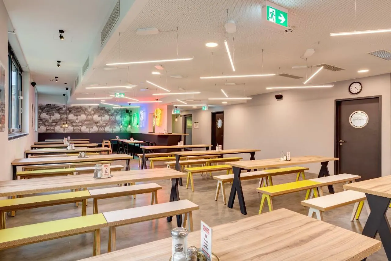 Meininger Hotel Muenchen Olympiapark  Munich